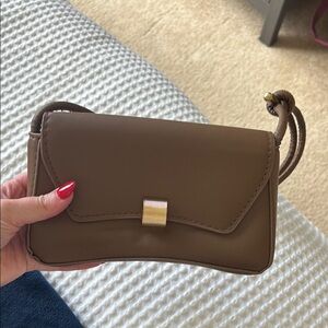 Elegant Brown Leather Clutch